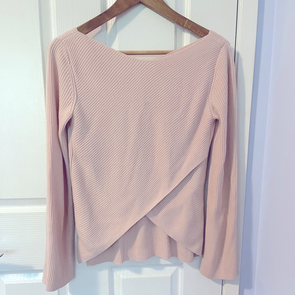 Aritzia babaton pink kintano sweater. Size Xs.
